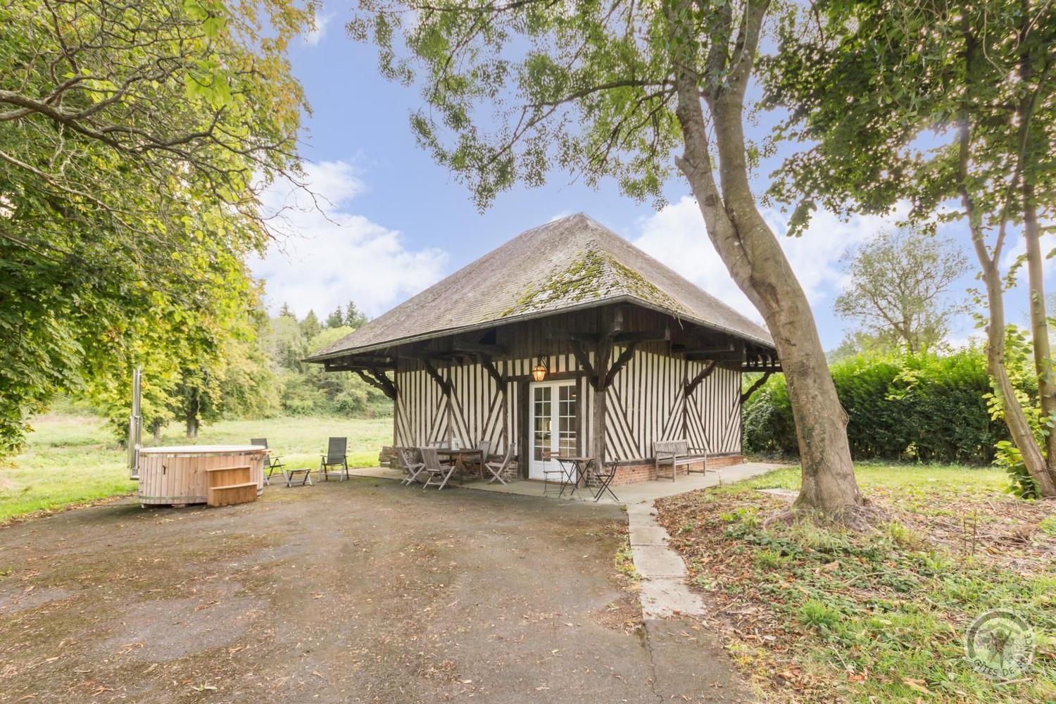 L'Atelier A L'Oree Des Bois Saint-Pierre-en-Auge Exterior foto